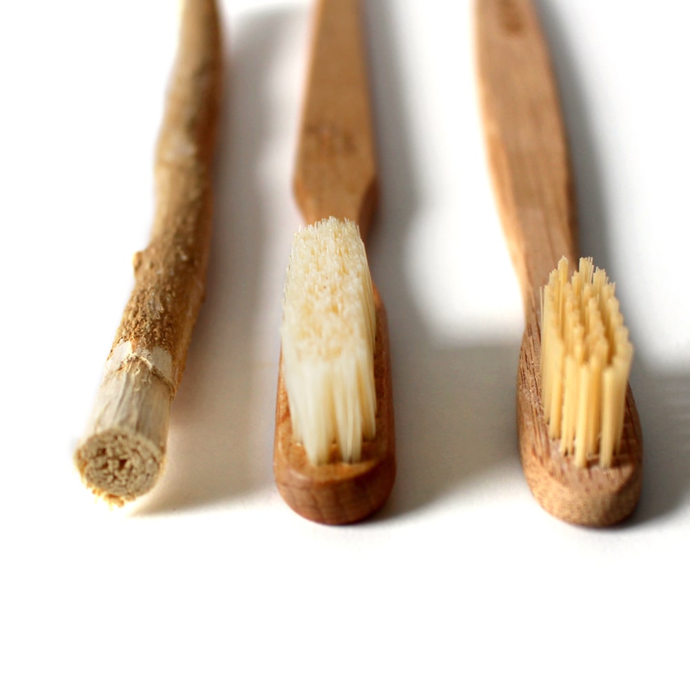 Natuerliche-Zahnpflege-ohne-Fluorid-Bambus-Zahnbuersten Natürliche Zahnpflege ohne Fluorid | Bambus Zahnbürsten